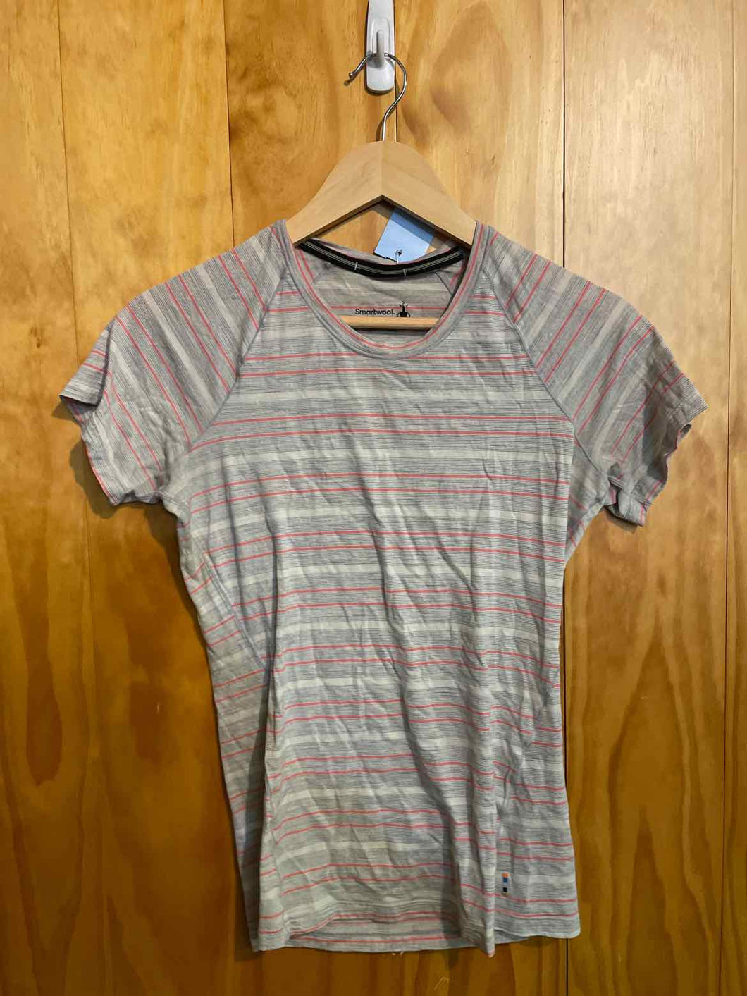 Size S smartwool Cream Women's Short Sleeve Shirt
