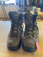 Load image into Gallery viewer, Shoe Size 9.5 Lowa Brown Boots
