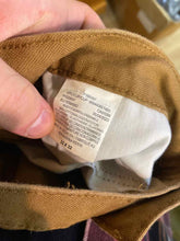 Load image into Gallery viewer, Size 33 Dickies Men's Pants

