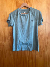 Load image into Gallery viewer, Size M Rabbit Heather Teal Women's Short Sleeve Shirt
