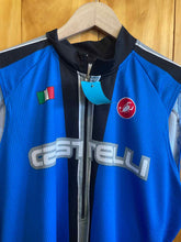 Load image into Gallery viewer, Castelli L Cycling Clothing

