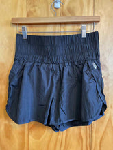 Load image into Gallery viewer, Size M Free People Black Women's Shorts
