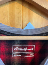Load image into Gallery viewer, Size L Eddie Bauer Men&#39;s Long Sleeve Shirt
