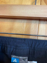 Load image into Gallery viewer, Size 16 Eddie Bauer Black Women&#39;s Pants
