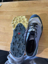 Load image into Gallery viewer, Shoe Size 8 Salomon Periwinkle Hiking Shoes
