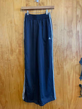 Load image into Gallery viewer, Size Small Adidas Men's Pants
