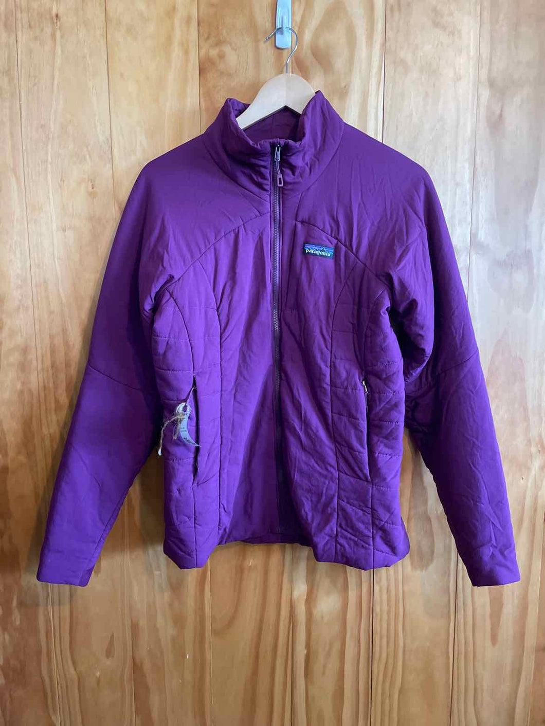 Women Size Medium Patagonia Purple Women's Light Jacket