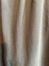 Load image into Gallery viewer, Size M Naked Wardrobe Green Women's Sweatpants
