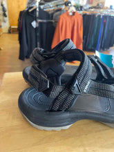 Load image into Gallery viewer, Shoe Size 7.5 Teva Black Sandals
