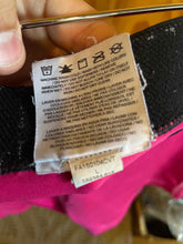 Load image into Gallery viewer, Size L Nike Pink Women's Shorts
