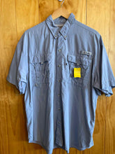Load image into Gallery viewer, Size Unknown Columbia Men's Short Sleeve Shirt
