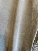 Load image into Gallery viewer, Size 36 Duluth Trading Men's Pants
