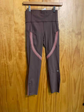 Load image into Gallery viewer, Size 4 Lululemon Purple Women&#39;s Leggings
