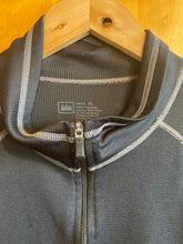 Load image into Gallery viewer, Size XL REI Men's Sweater &amp; Sweatshirt
