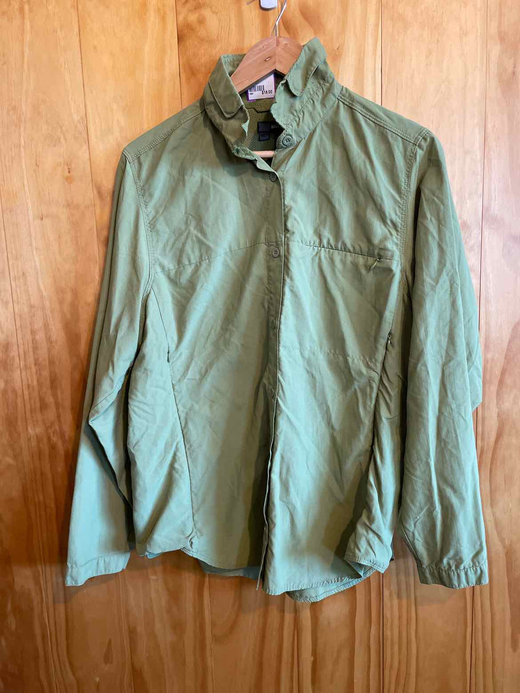 Size XL REI Green Women's Long Sleeve Shirt