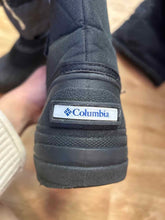 Load image into Gallery viewer, Columbia Boots
