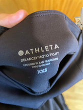 Load image into Gallery viewer, Size XXS Athleta Black Women's Short Sleeve Shirt
