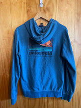 Load image into Gallery viewer, Size S Patagonia Men's Sweater &amp; Sweatshirt
