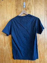 Load image into Gallery viewer, Size Small Fruit of the Loom Men&#39;s Short Sleeve Shirt
