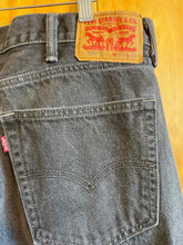 Load image into Gallery viewer, Size 40 Levi's Men's Jeans
