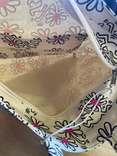 Load image into Gallery viewer, Baggu Travel Bag
