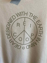 Load image into Gallery viewer, Size M REI Men&#39;s Sweater &amp; Sweatshirt
