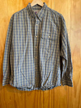 Load image into Gallery viewer, Size Large Duluth Trading Men's Flannel
