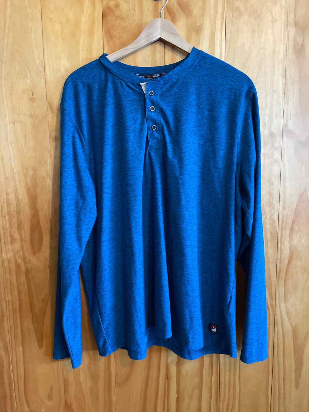 Size L Canada Weather Gear Men's Long Sleeve Shirt