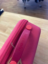 Load image into Gallery viewer, Hydro Flask Lunch Box
