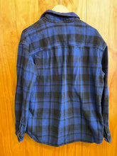 Load image into Gallery viewer, Size LT American Eagle Men's Flannel
