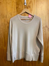 Load image into Gallery viewer, Size M Liv Outdoor Cream Women's Long Sleeve Shirt
