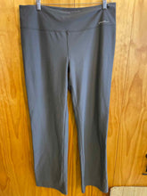 Load image into Gallery viewer, Size XL Eddie Bauer Grey Women's Leggings
