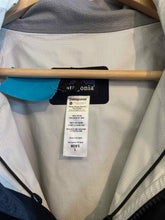 Load image into Gallery viewer, Size L Patagonia Men&#39;s Rain Suit
