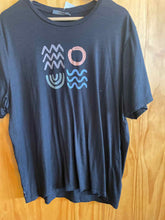 Load image into Gallery viewer, Size XXL Icebreaker Men's Short Sleeve Shirt
