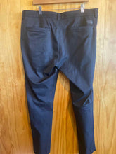 Load image into Gallery viewer, Size 38 The North Face Men's Pants
