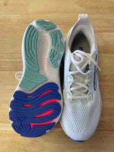 Load image into Gallery viewer, Shoe Size 10 Brooks Light Blue Running Shoes

