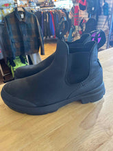 Load image into Gallery viewer, Shoe Size 8.5 Danner Black Women&#39;s  Casual Shoes
