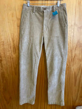 Load image into Gallery viewer, Size 30x32 LL Bean Men's Pants
