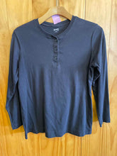Load image into Gallery viewer, Size XL Duluth Trading Black Women's Long Sleeve Shirt
