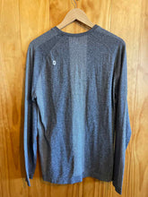 Load image into Gallery viewer, Size L Figs Men's Long Sleeve Shirt
