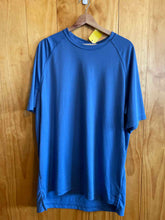 Load image into Gallery viewer, Size X-Large Duluth Trading Men's Short Sleeve Shirt
