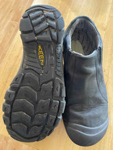Load image into Gallery viewer, 12 Keen Men&#39;s Shoes
