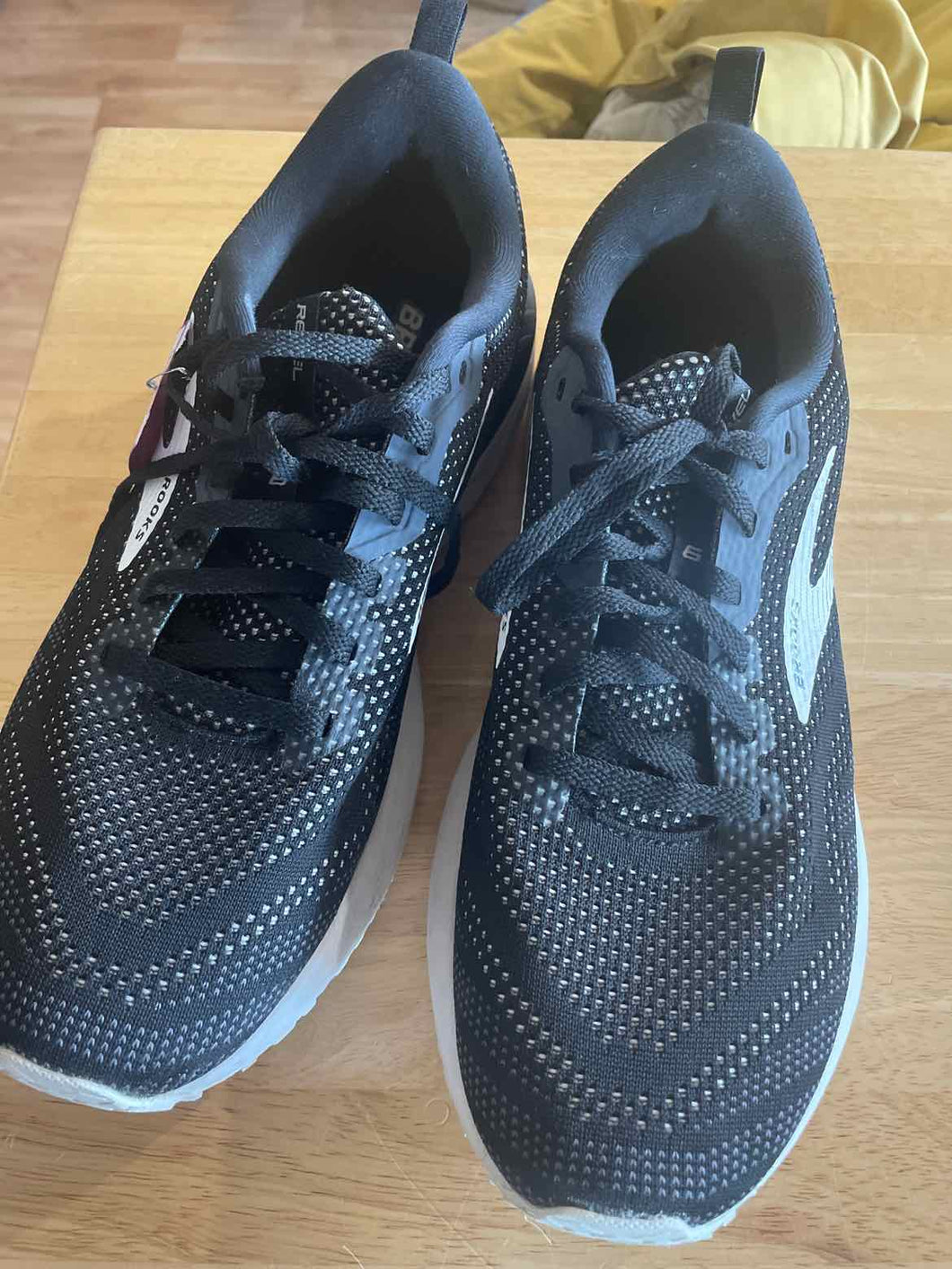 11 Brooks Men's Running Shoes