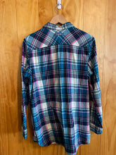 Load image into Gallery viewer, Size Medium Duluth Trading Blue Women's Flannel
