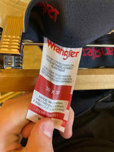 Load image into Gallery viewer, Size 30x30 Wrangler Men's Hiking Pants
