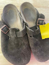 Load image into Gallery viewer, Unisex Shoe Size unknown Birkenstock Brown Sandals
