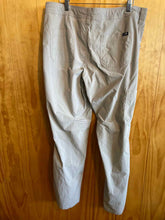 Load image into Gallery viewer, Size 14 REI Tan Women's Hiking Pants
