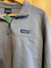 Load image into Gallery viewer, Size S Patagonia Grey Women's Fleece Sweatshirt
