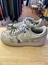 Load image into Gallery viewer, 9 Nike Men&#39;s Shoes
