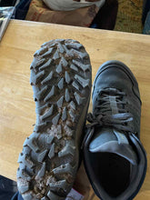 Load image into Gallery viewer, 9 Oboz Men's Hiking Boots
